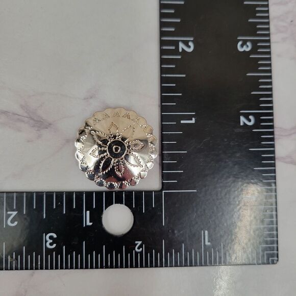 Concho Button Covers Silver Toned Western Floral Lot of 4 - Picture 9 of 13